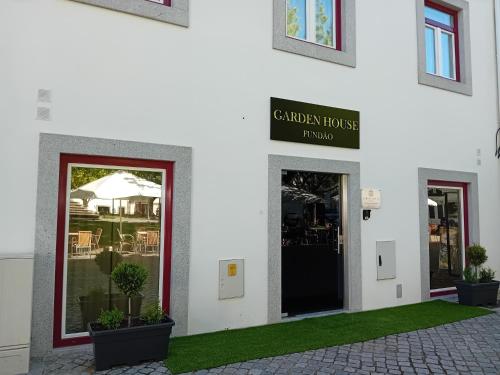 Garden House Fundão