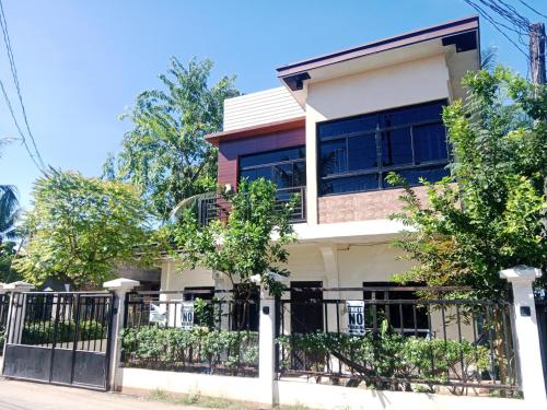 DJL Summer House - Bantayan Island