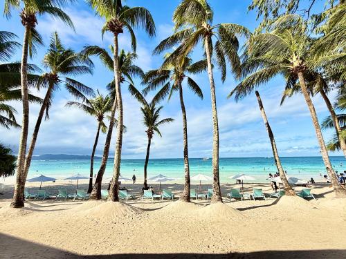 Calypso Beach & Dive Resort