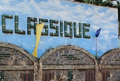 Classique Pan Oriental Hotel by RedDoorz