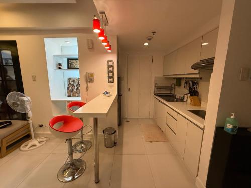 Forbeswood Parklane Suites
