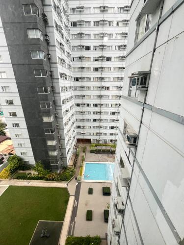 Avida Towers near Marco Polo And Roxas Market