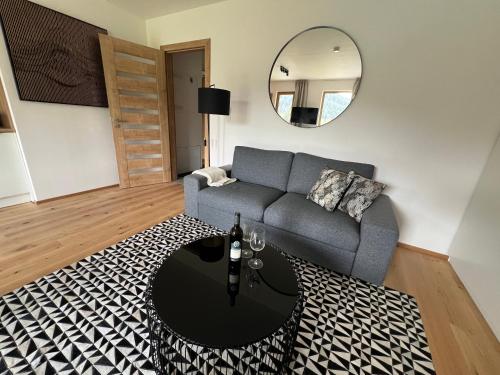 Golden Ridge Apartments