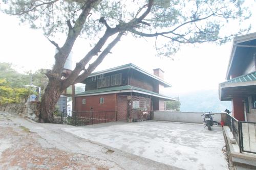 RedDoorz @ Monterrazas Village Homestay Baguio