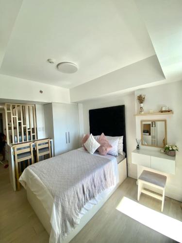 amirah's place azure north bali1129