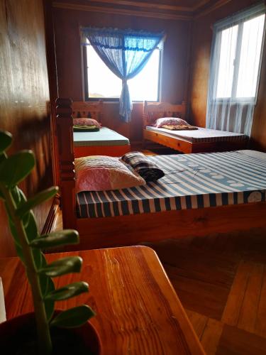 Catlin's Cabin and Cafe