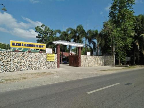 Alcala Garden Resort by RedDoorz