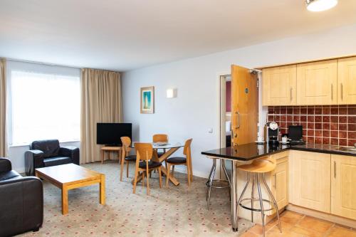 Lahinch Coast Hotel & Suites