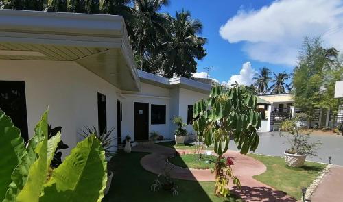 Seaview Residence-Garden Privat Resort, room2