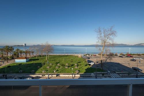 Primera Línea Playa Samil Costa 57 Garaje A Estrenar