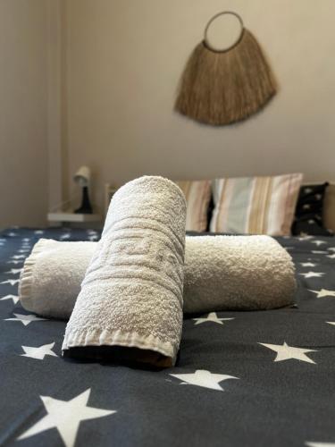 Cherry - HappyHostGr - Downtown Apartment