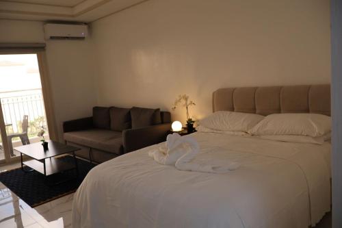 Modern Condo with Pool near Casinos in Clark