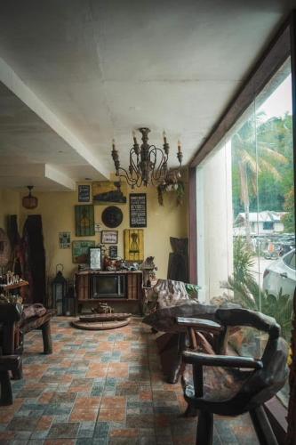 Nnyl Baler Surf & Stay