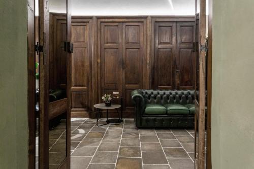 Goldenstern Townhouse