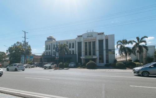 Bliss Drive Inn Hotel by OYO Rooms