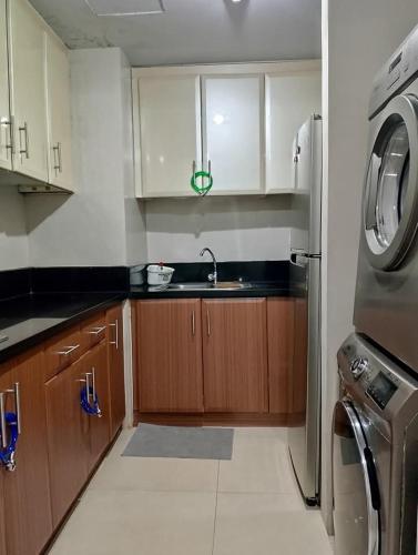 Cozy Jen 150newport Boulevard condotel