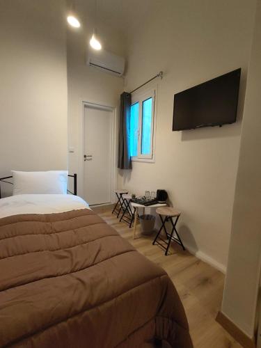 Marilyn Residence II