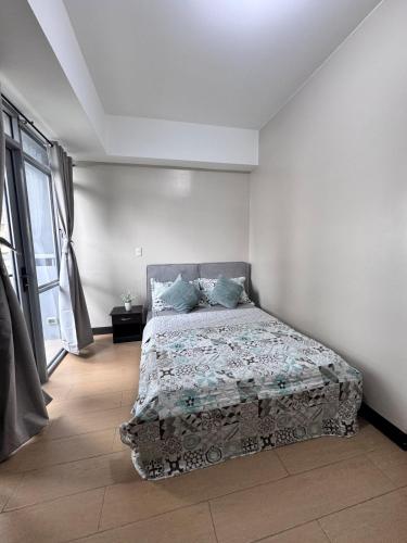 2 Bedroom with Balcony