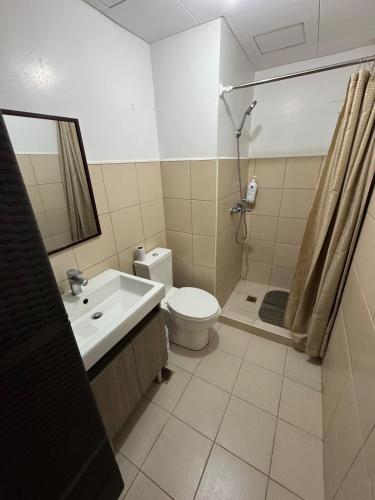 1 minute walk to mines view park and good shepherd