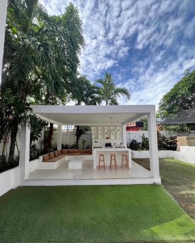 NEW Exclusive Luxury Pool Villaa