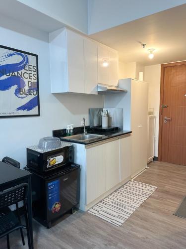 City View Studio Near Fuente Osmeña With Netflix WiFi Pool - Symfoni Nichols Bossa Tower 2