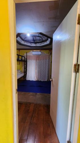 Screaming Gecko Hostel Air-Con