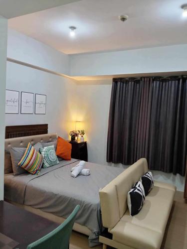 Happy stay Condotel near NAIA terminal 3