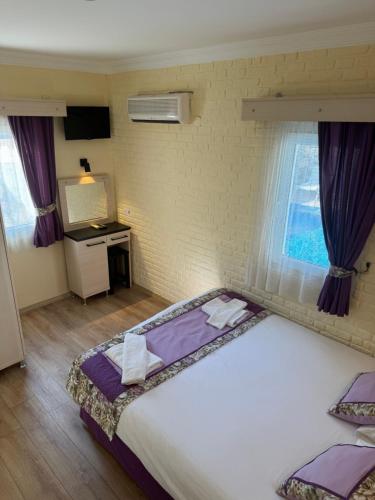 Canna Garden Hotel