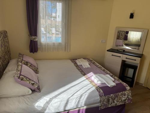 Canna Garden Hotel