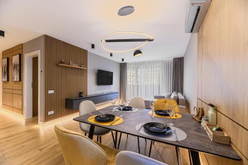 B-Holiday Luxury Apartments Urban Plaza