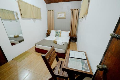 Spacio Caliraya Bed And Breakfast