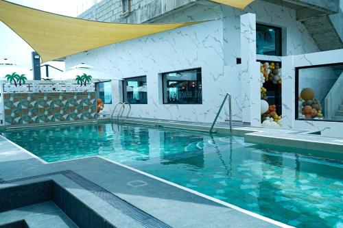 Cave Beach Resort