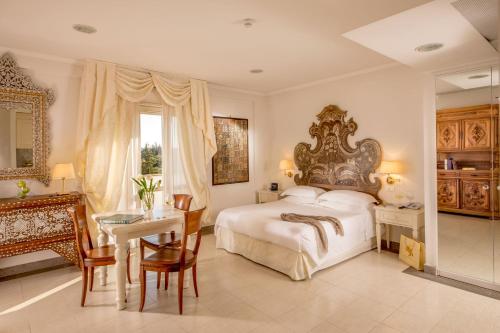 Hotel Arcom Palace
