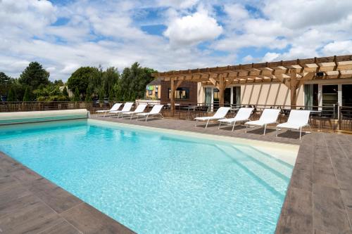 Sure Hotel by Best Western Caen Memorial