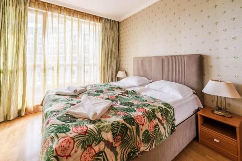 Gold Corp Apartments