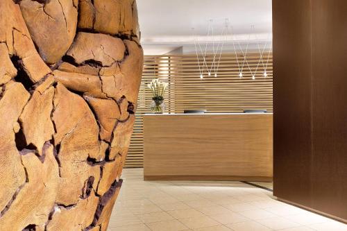 Le Meridien Beach Plaza