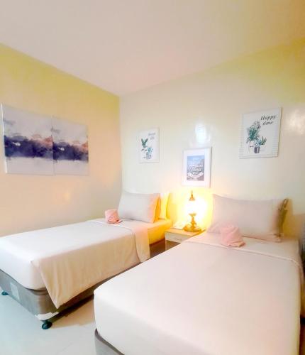 B&J Guest House And Tours