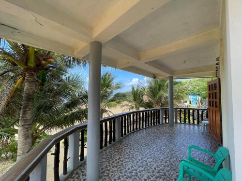 Beachfront Loft, Puraran Surf Resort