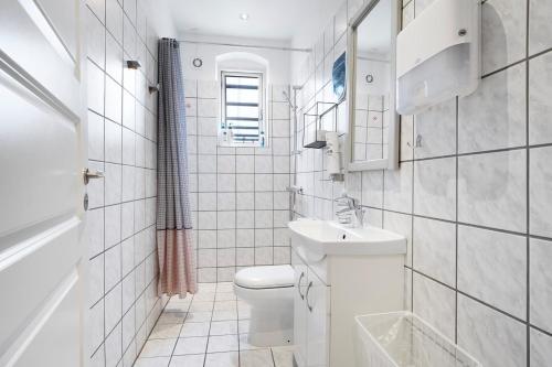 Davaas Bed & Breakfast