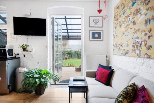 Davaas Bed & Breakfast