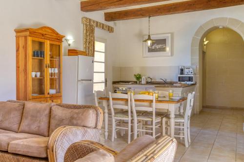 Villagg Tal-Fanal