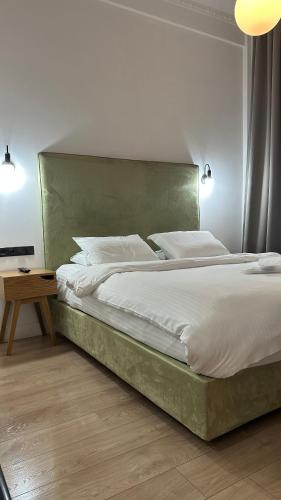 Maroon Bottle Boutique Suites