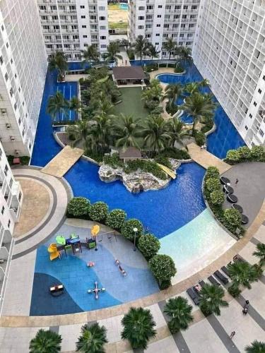 Francheska Suite near Mall of Asia