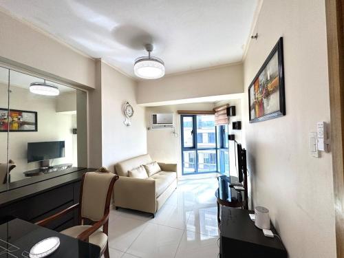 Grand Riviera Suites 1202 front of US Embassy by Prime Stay