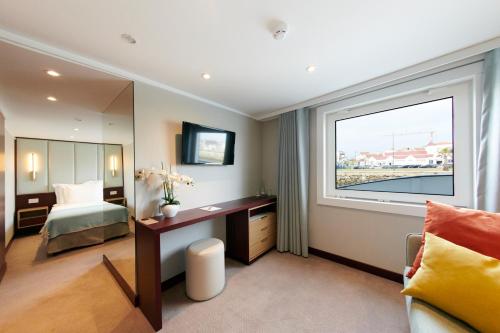 Costa do Sal Hotel Boat Lounge