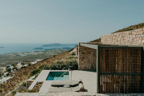 Santorini Sky Luxury Resort