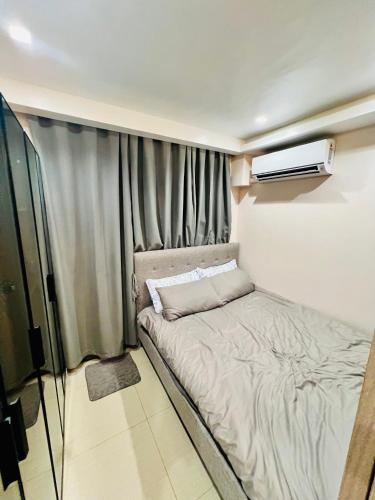 SHORE MOA- EXXY SUITES Pasay