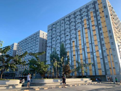 Affordable Fully Furnished Place in the City