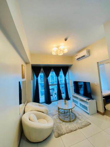 Serendipity staycation