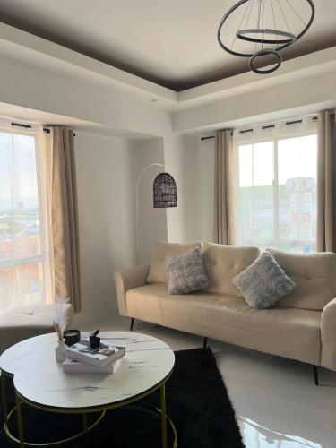 LUCKY 7 Suites